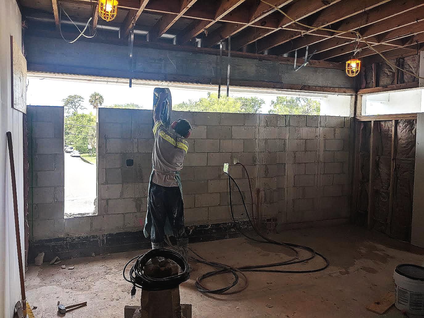 ACC concrete cutting equipment in use